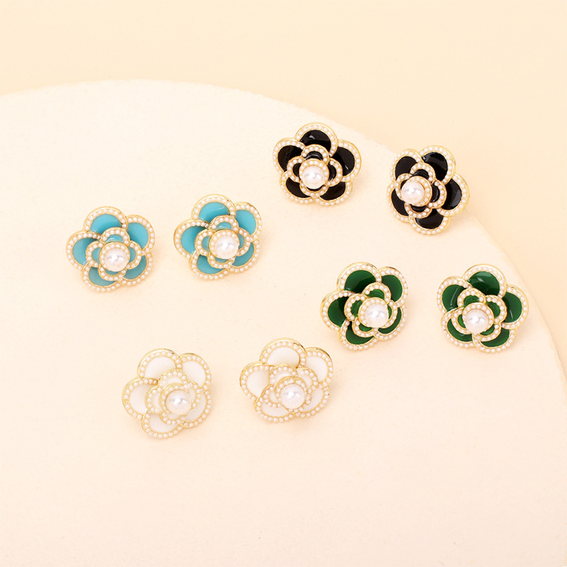 8g Weight Earrings Classification Wedding, Travel Occasion Tribal Pattern Women'S Gender White, Green, Blue, Black Color Nihaojewelry Simple Pearl Rose Stud Earrings Wholesale Jewelry 6