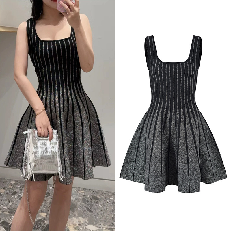 2026 Summer New Style French-Style Elegant Ladylike Color-Blocked Vertical Striped Silver Shiny Knit Short Skirt Suspender Dress