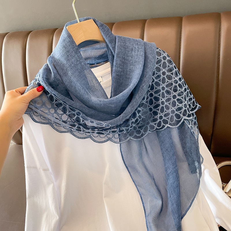 Women's Classic Style Solid Color Voile Patchwork Shawl display picture 2