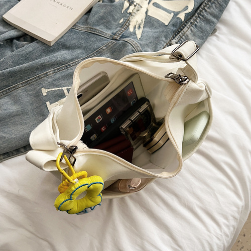 bags new fashion one-shoulder dumpling bag female Korean version forest style literary crossbody large capacity canvas bag wholesale