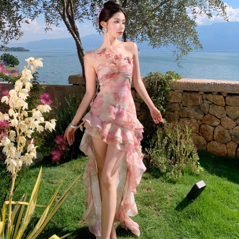 2025新款  度假风连衣裙女2025夏季新款不规则荷叶边短裙抹胸裙子|undefined