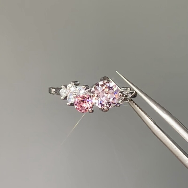 Xiaohongshu-Style Twin Flower Copper Zircon Ring, Sweet and Unique Design, Exquisite and Versatile, Fresh and Adjustable Ring