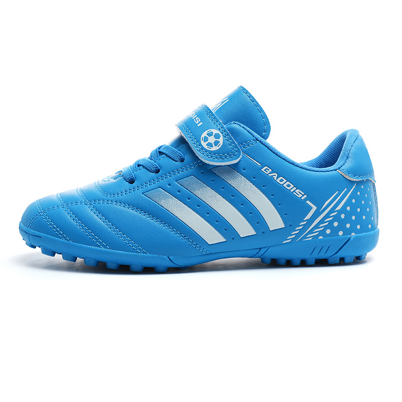 Zapatos de fútbol con hebilla mágica de fábrica zapatos de fútbol transfronterizos de primaria y secundaria para niños zapatos de fútbol transpirables casuales zapatos de entrenamiento de hierba de uñas rotas