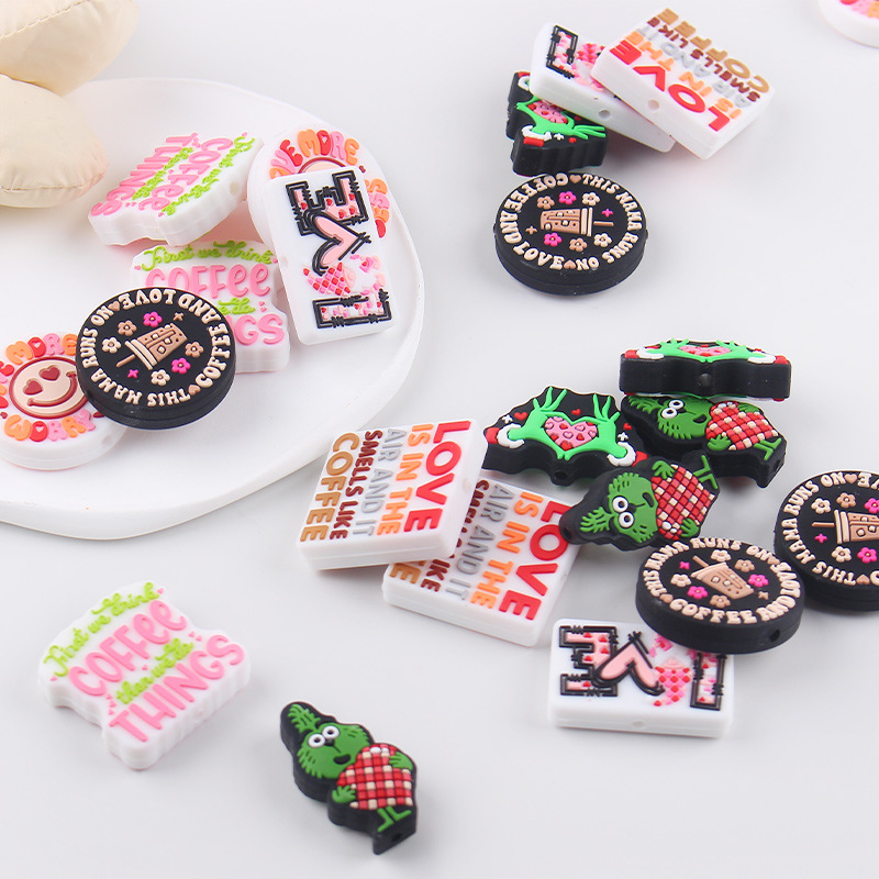 Productos para bebés caricatura día de San Valentín silicona pequeña goma de diente creativa DIY baby molar chupeta anti-caída accesorios de cadena