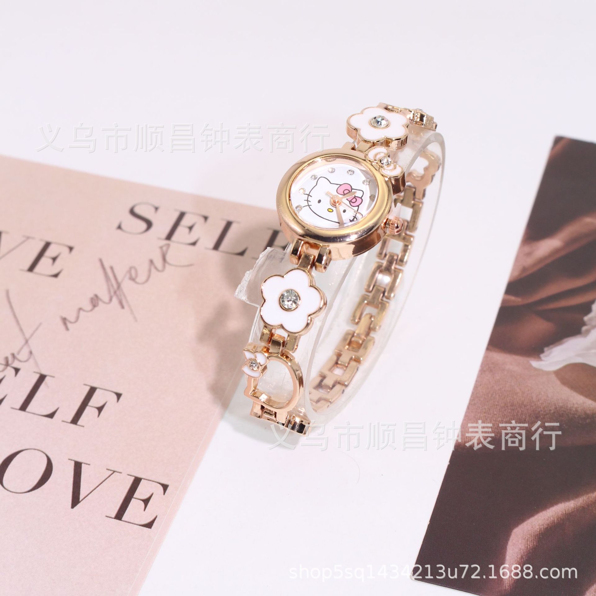 New Fashion Kt Cat Children's Cute Girl Watch Women's Steel Band Bracelet Watch Women's Electronic Quartz Watch