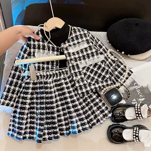 Детский осенний комплект в стиле Chanel: жакет и мини-юбка, твидовый вид