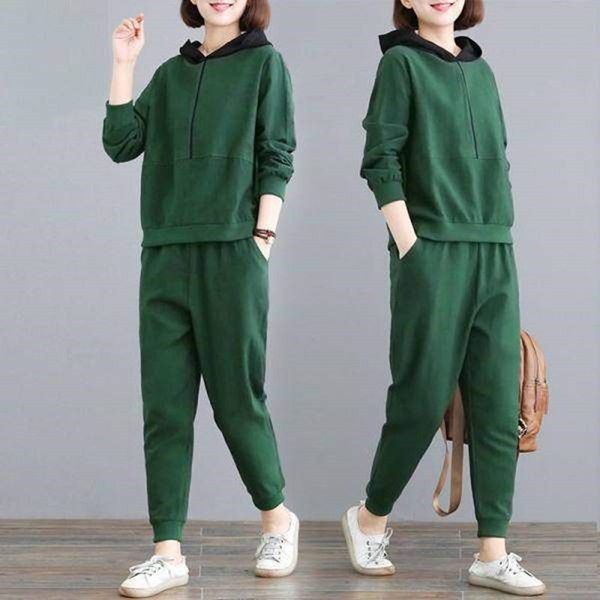 Sports suit