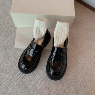 Grape Mom's Same Style in Stock: Fashionable Genuine Leather British-Style Round-Toe Platform Loafers for Women, Autumn and Winter