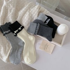 Mekki奶油色花边袜子女秋季新款可爱无骨月子袜休闲百搭中筒袜