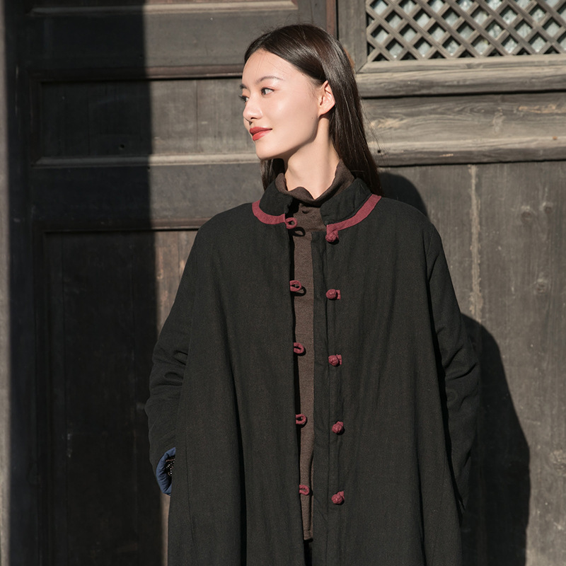 2023 Winter Neue Vintage Chinesischen Stil Vertikale Kragen Chinesischen Stil Kontrast Farbe Platte Schnalle Mittellange Baumwolle gefütterte Jacke Leinen Lose Baumwolle-pad_voghion.com