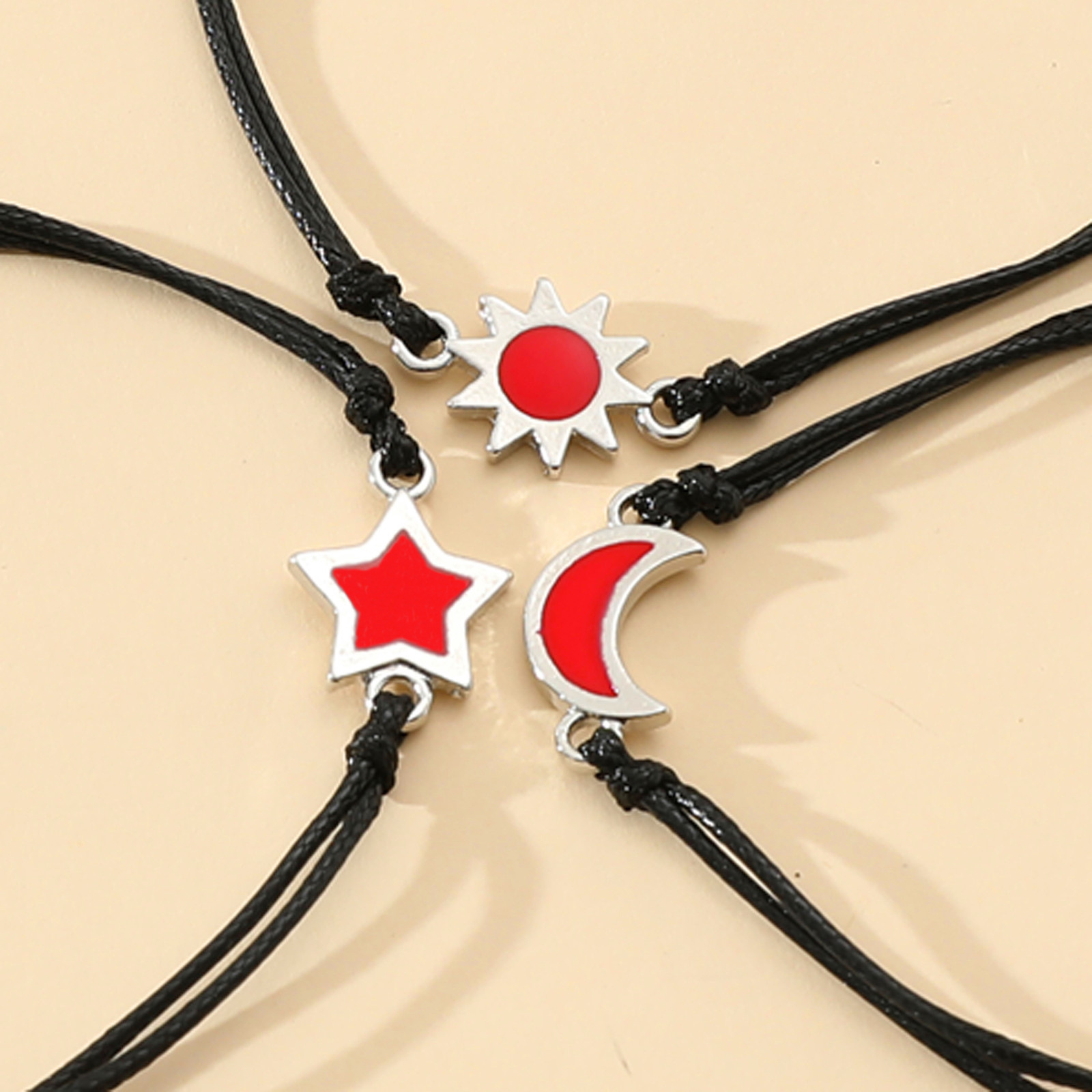 Lindo Dulce Sol Estrella Luna Aleación Esmalte Enchapado Mujeres Pulsera display picture 1