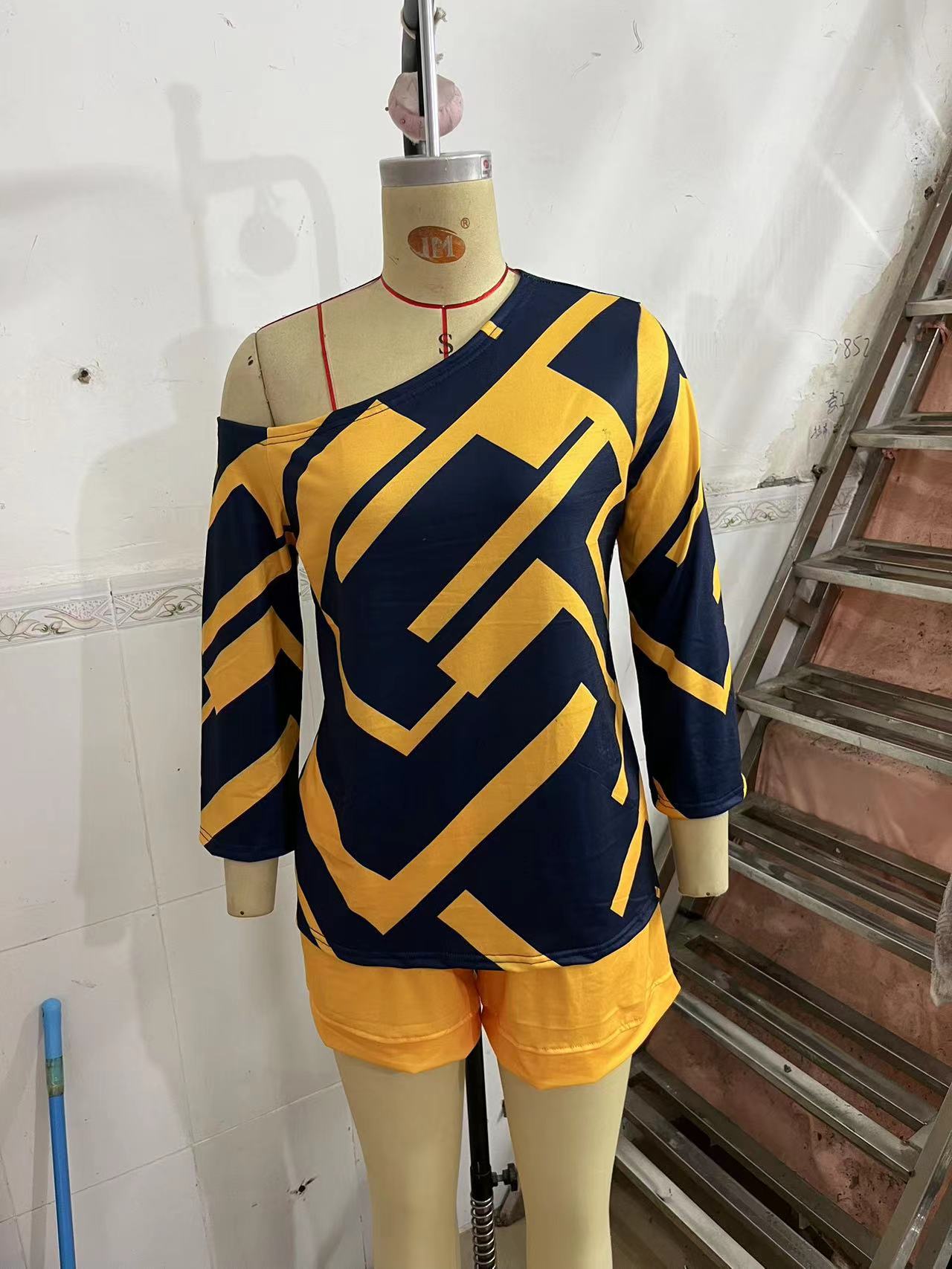 Fashion Print Set Image 3