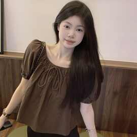 洋气减龄设计感短款衬衫夏季新款方领系带蝴蝶结短袖娃娃衫上衣女