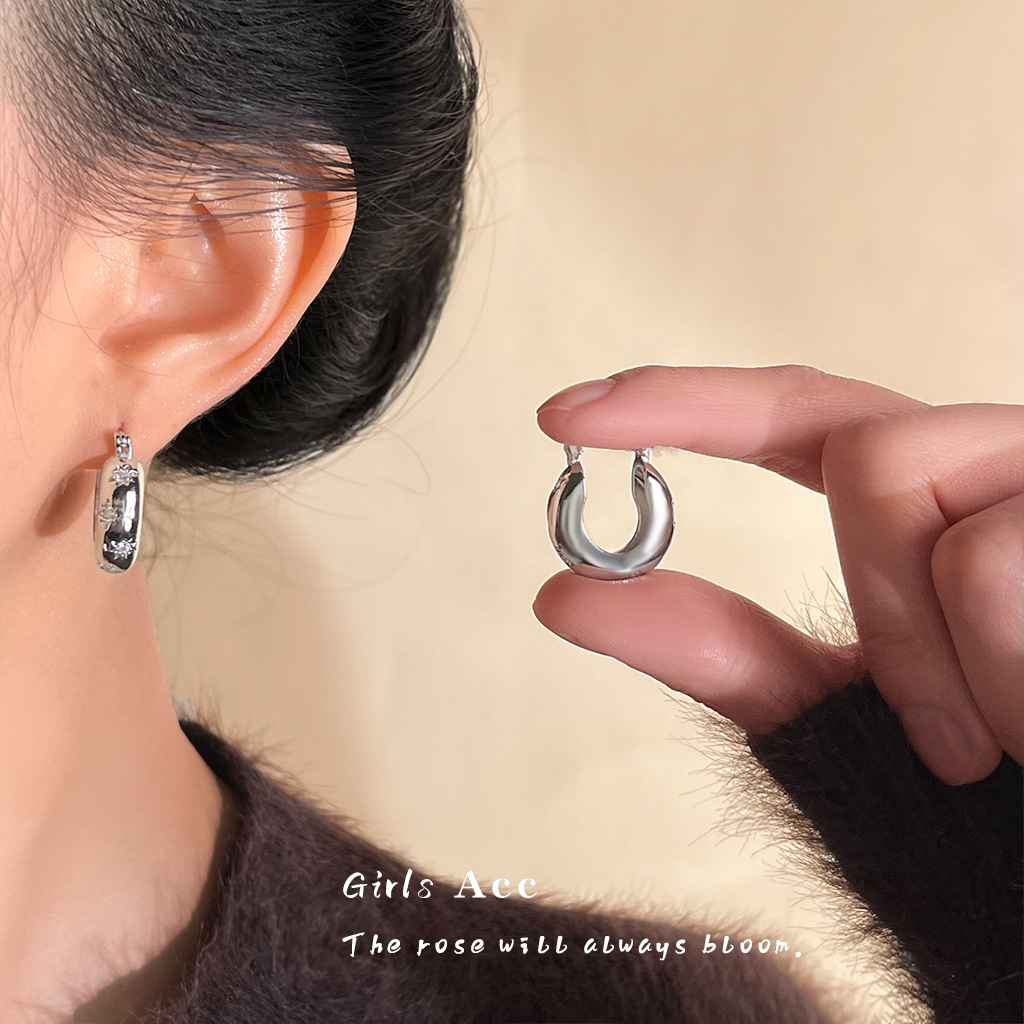 模特_0014_耳语场景新水印 拷贝 14.jpg