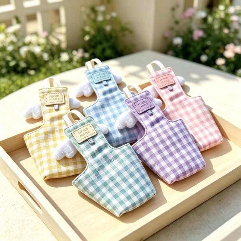 Fresh grids parrot diaper, poop bag, snap-button clothing, outdoor flight suit, poop bag pad, essential for bird owners Fresh grids parrot diaper, poop bag, snap-button clothing, outdoor flight suit, poop bag pad, essential for bird owners