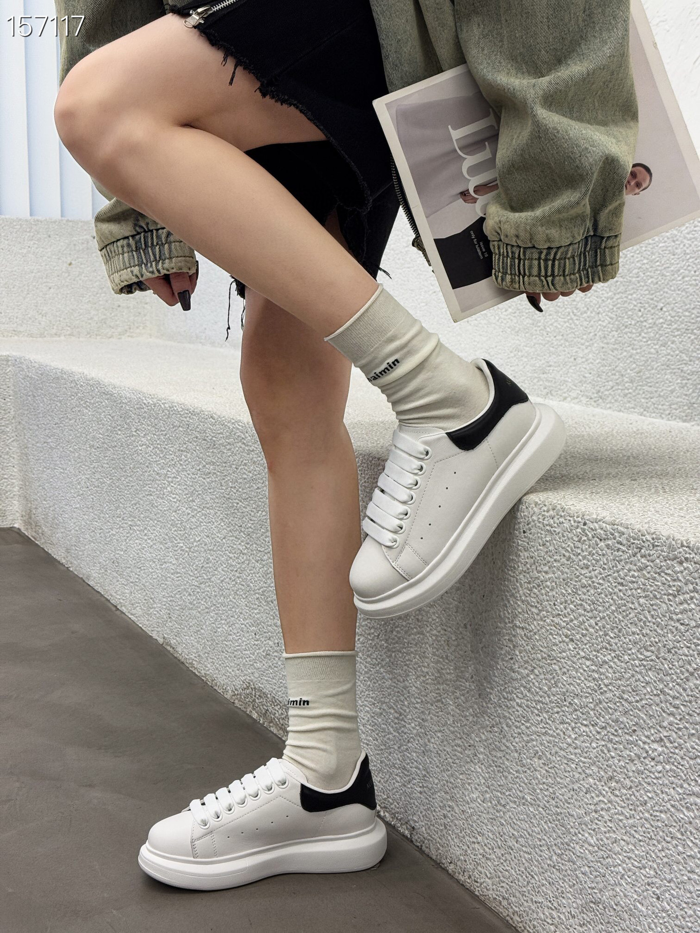Giày sneaker nữ da đế dày tăng chiều cao mùa thu đông 2024 — Trắng/đen chi tiết 7