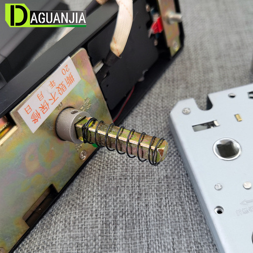 Fingerprint Password Lock Iron Bar Security Door Lock Rod Lock Body Handle Dotting Smart Electronic Lock Installation Accessories