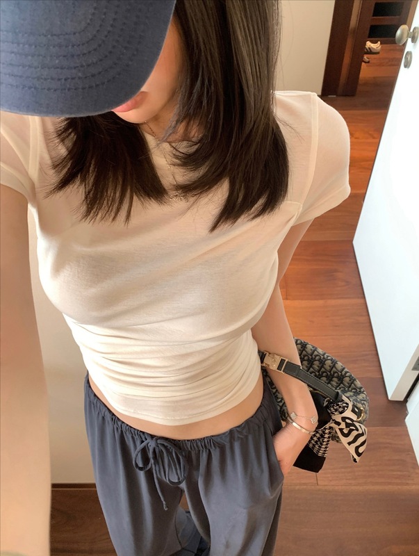 e go studo テンセルウールニット不規則プリーツ Tシャツレディース夏デザインニッチ半袖トップ|undefined