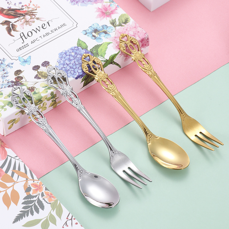 Vintage embossed dessert spoon hollow coffee spoon three-tooth fruit fork cake small fork wedding gift set Vintage embossed dessert spoon hollow coffee spoon three-tooth fruit fork cake small fork wedding gift set