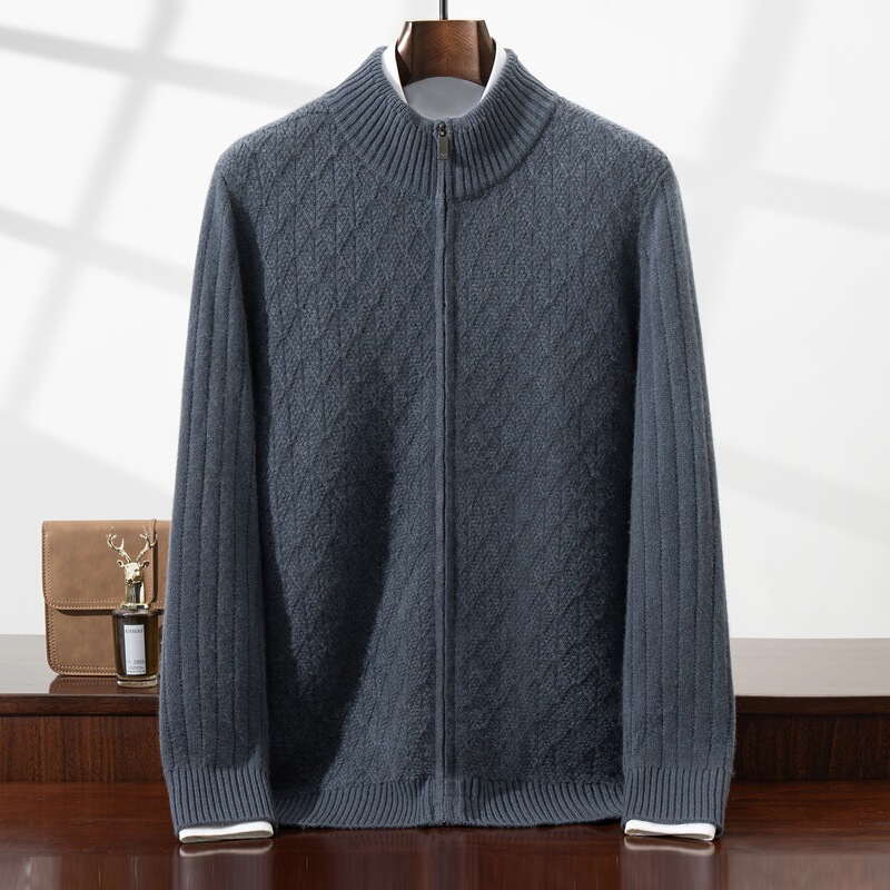 New autumn and winter men's cashmere sweater with stand-up collar and zipper, knitted Aran cardigan, versatile casual sweater for business and outdoor use New autumn and winter men's cashmere sweater with stand-up collar and zipper, knitted Aran cardigan, versatile casual sweater for business and outdoor use