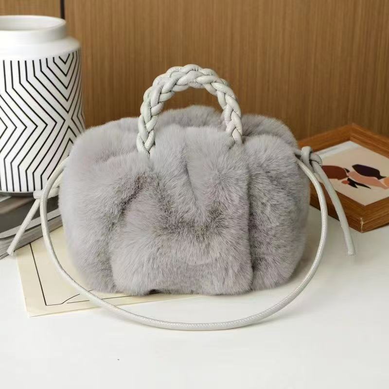 Nube bolsas de mano plegadas de gran capacidad de transporte de tracción mochila de moda de otoño y invierno nueva bolsa de mujer de verano ligera