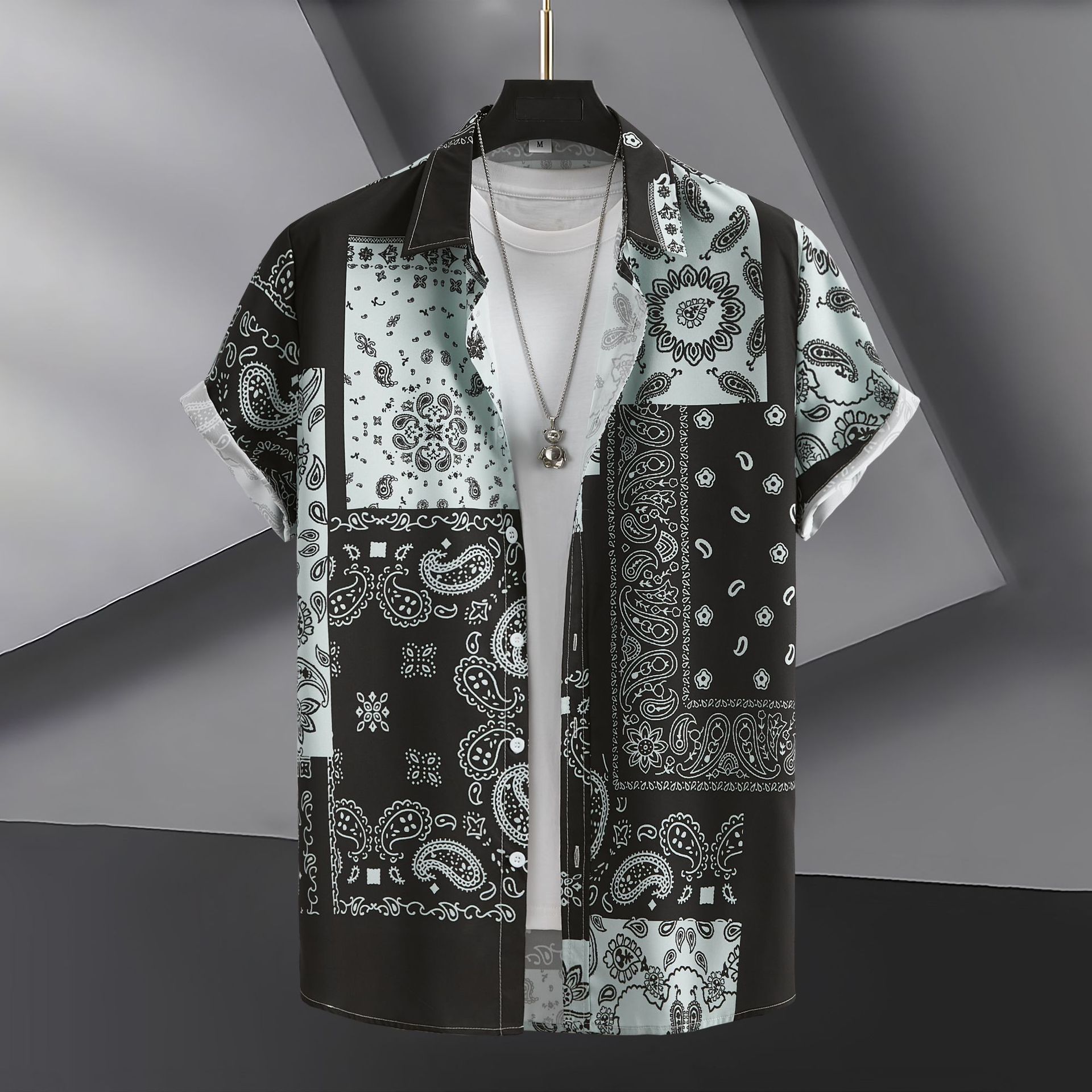 Camicia a maniche corte stampata digitale stile paisley moda uomo 2024_voghion.com