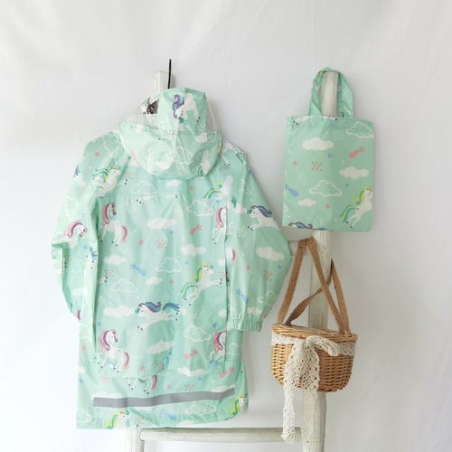 Japanese single-tailed goods ins style unicorn starry sky strawberry light big hat brim school bag children's raincoat