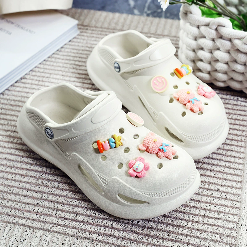 Новые женские сабо на толстой подошве, милые женские тапочки Baotou для вождения, летние нескользящие сандалии для дома и улицы.