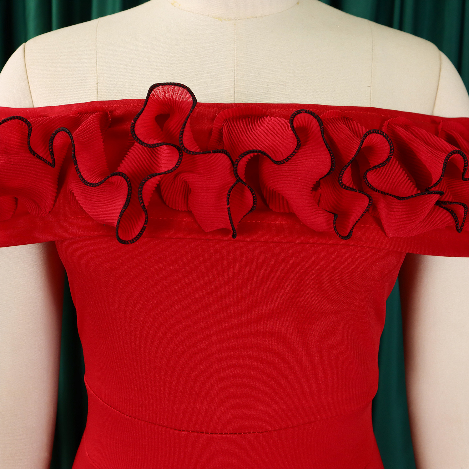 abbigliamento donna sexy attillato tinta unita monospalla arricciato spalle scoperte manica corta tuta commercio estero_voghion.com