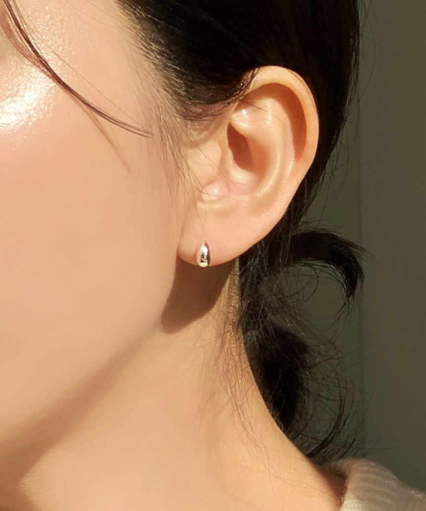 2g Weight 925 Sterling Silver Ear Needle Material 18K Gold Plated Plating Material Ear Studs Classification 1 Pair Quantity Daily Occasion 925 Sterling Silver Material Water Droplets Pattern All Seasons Season Women's Gender Simple Style Style 1 Pair 18K Gold Plated 925 Sterling Silver 925 Sterling Silver Earrings Water Droplets Ear Studs 无