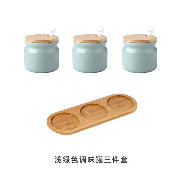 Light green seasoning three -piece set with wooden traw
