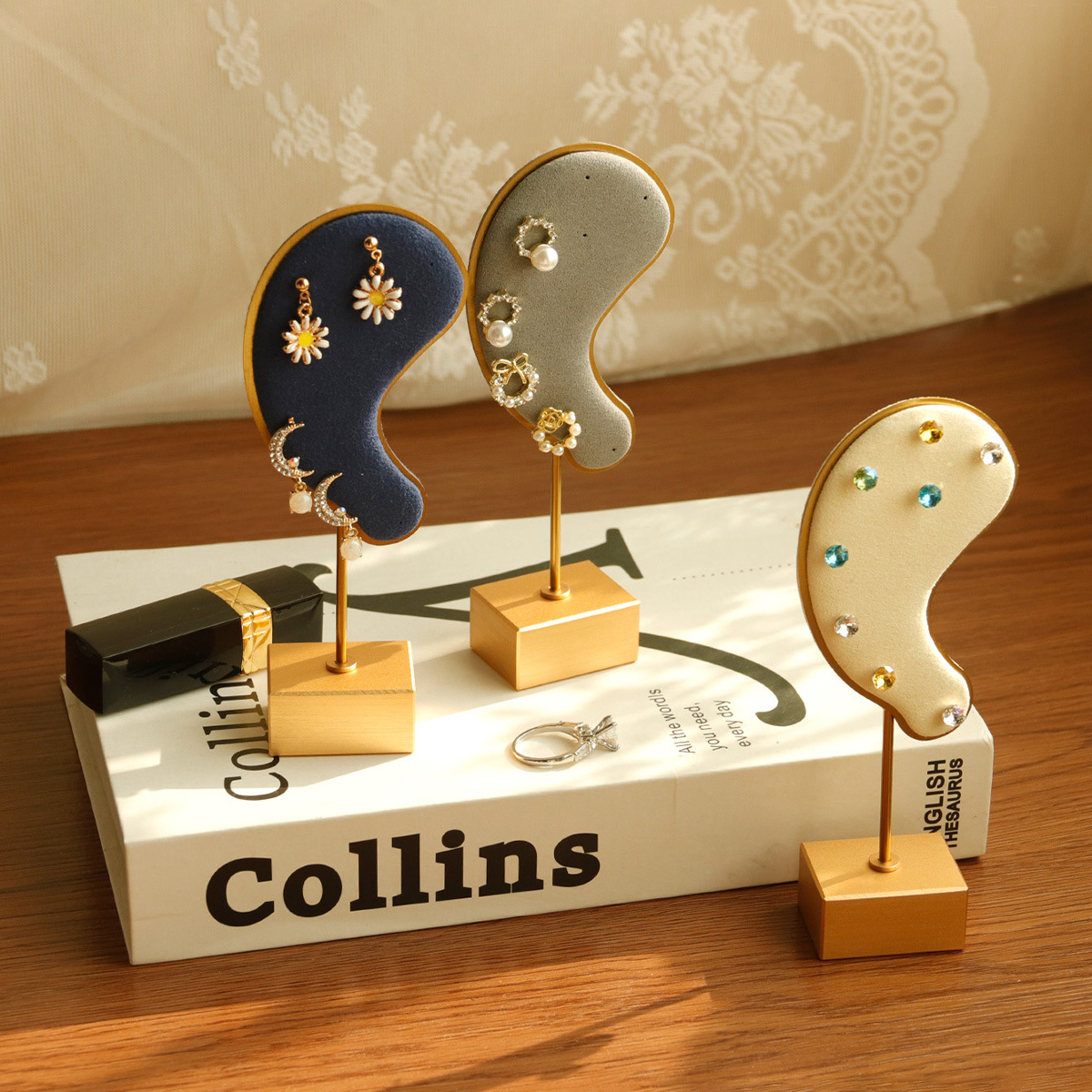 �¿�˴���������ӽ����Ͻ��������չʾ������Ʒ���ɳ��е���