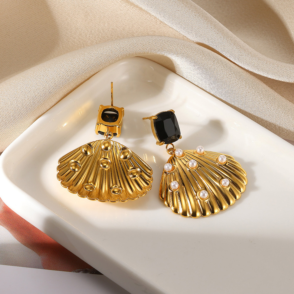 5g Weight 0.03µm-0.05µm Gold Plating Thickness PVD Coated Gold Plating Process 304 Stainless Steel Ear Needle Material Real Gold Plated Plating Material Zircon Inlay Material Dangling Earrings Classification 1 Pair Quantity Holiday, Daily Occasion 304 Stainless Steel Material Flower, Shell Pattern Women's Gender Vacation, Simple Style Style Waterproof Non Tarnish, Inlay Craft PVD Coated Real Gold Plated Flower Shell 304 Stainless Steel Vacation Simple Style Waterproof Non Tarnish Dangling Earrings 3