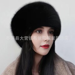 2025新型は毛皮のキツネの毛の平の帽子のぬいぐるみのバケツの帽子の厚い保温の耳のドームのアンドロメダの帽子をまねます。