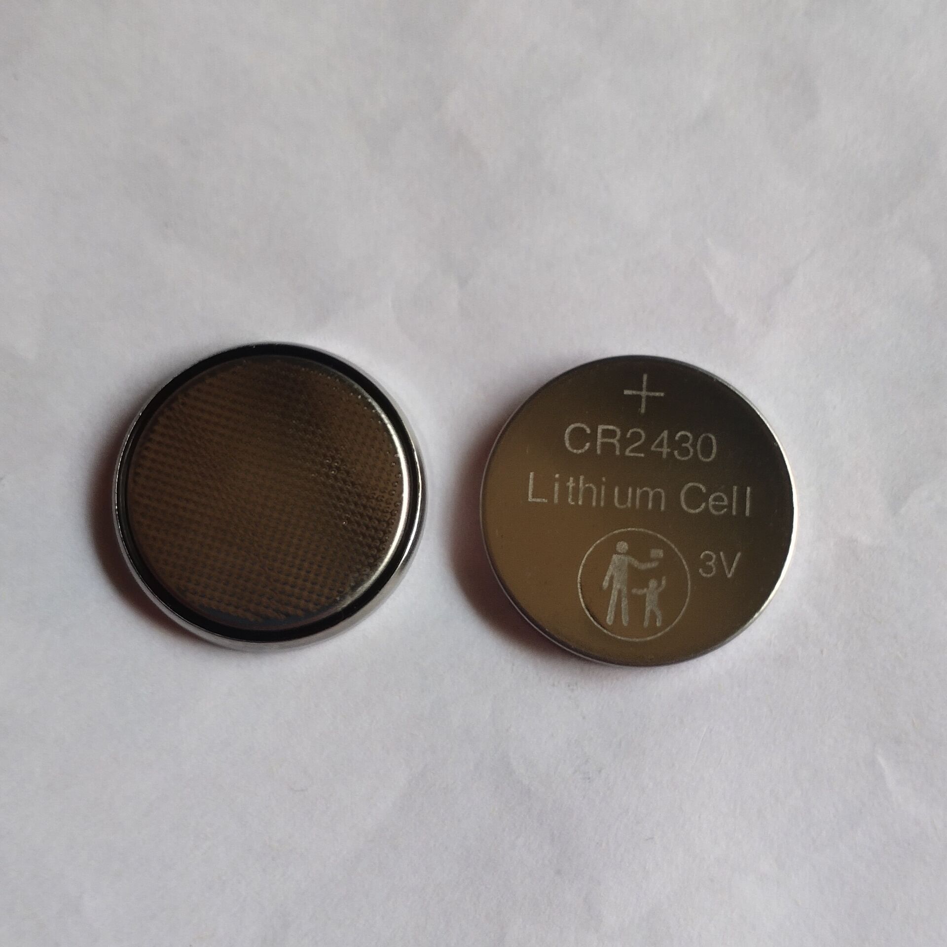 CR2430锂猛扣式电池 3伏 纽扣电池