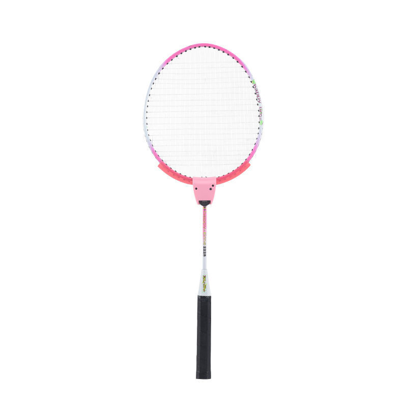 핑크색 성인은 공 한 개를 얻기 위해 한 쌍을 쏘게 됩니다.