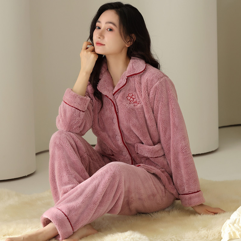Winter Pajamas Women Home suit Coral Fleece fleece-lined Thickened Warm Cardigan Lapel Long Sleeve Trousers Nightgown New Winter Pajamas Women Home suit Coral Fleece fleece-lined Thickened Warm Cardigan Lapel Long Sleeve Trousers Nightgown New