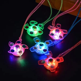 Детские светящиеся кулоны-юла LED