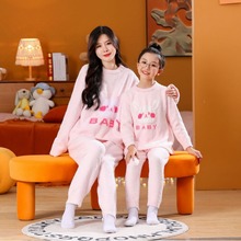 �ﶬ��ɺ���q�ۼtɫ˯���H���L��Ҿӷ�Ůʿ�ð�߅�q���b��Ů�L