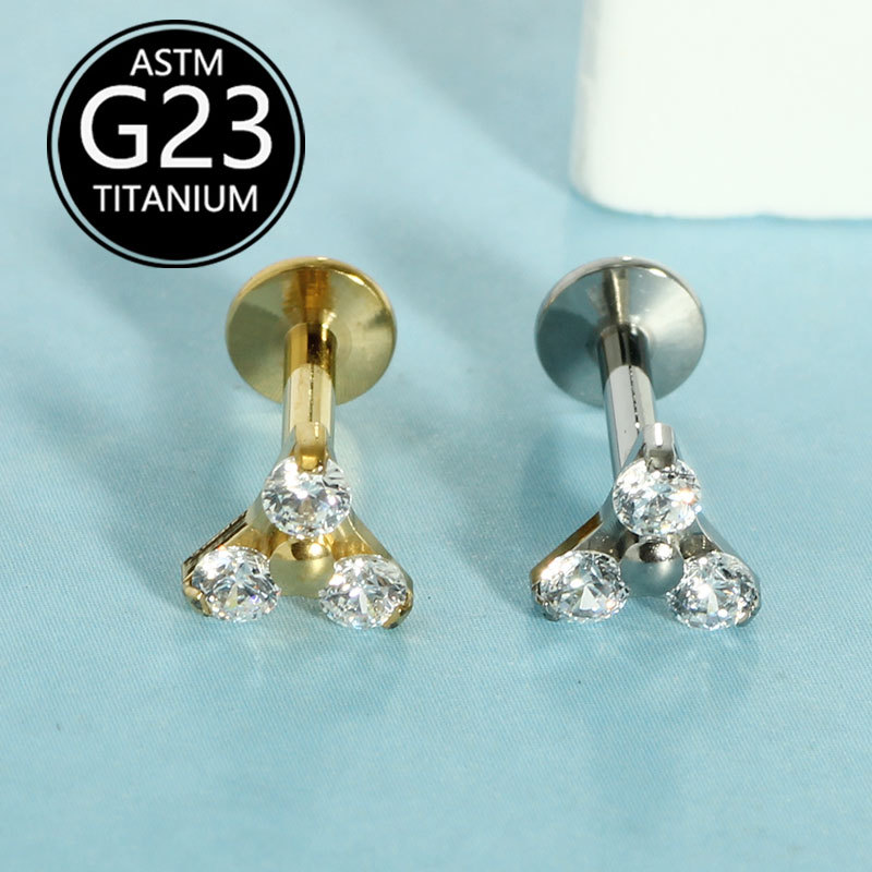 16G labret stud size and finish detail