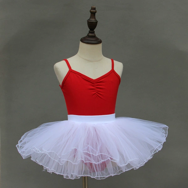 Red suspenders + white four-layer skirt