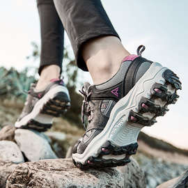 透气旅游轻便女士越野户外登山鞋女防泼水爬山鞋徒步防滑动