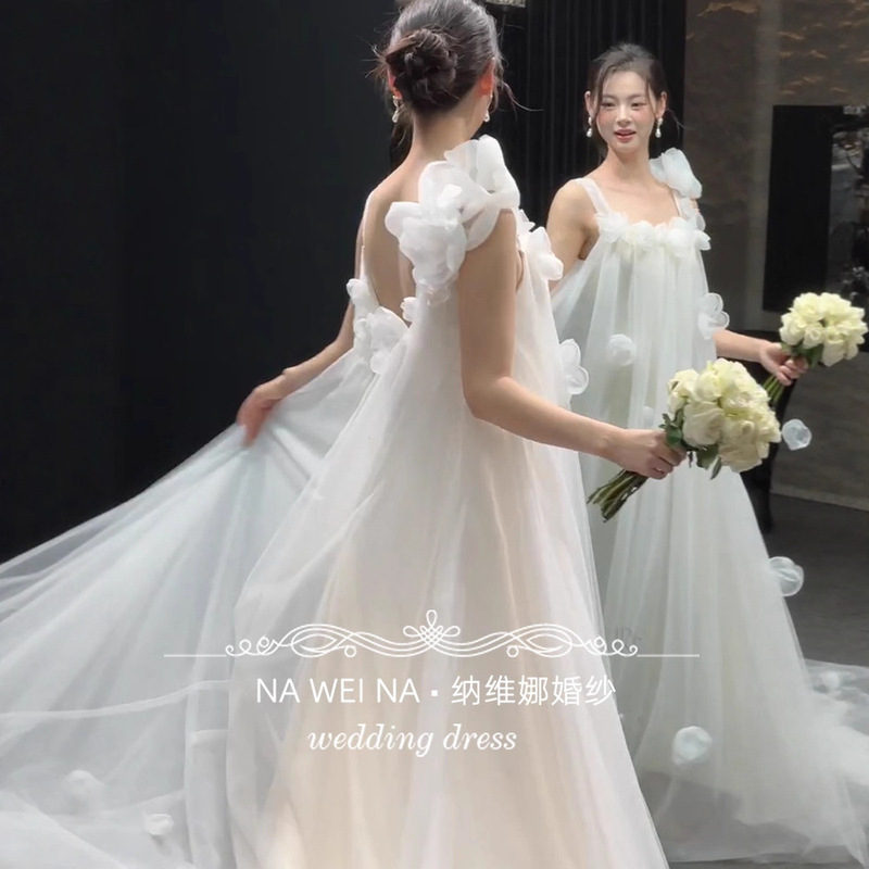 法式抹胸轻婚纱新娘晨袍小众高级感森系短款领证白色订婚小礼服裙|undefined