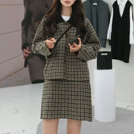 女式羊毛衫;连衣裙;女式毛呢外套