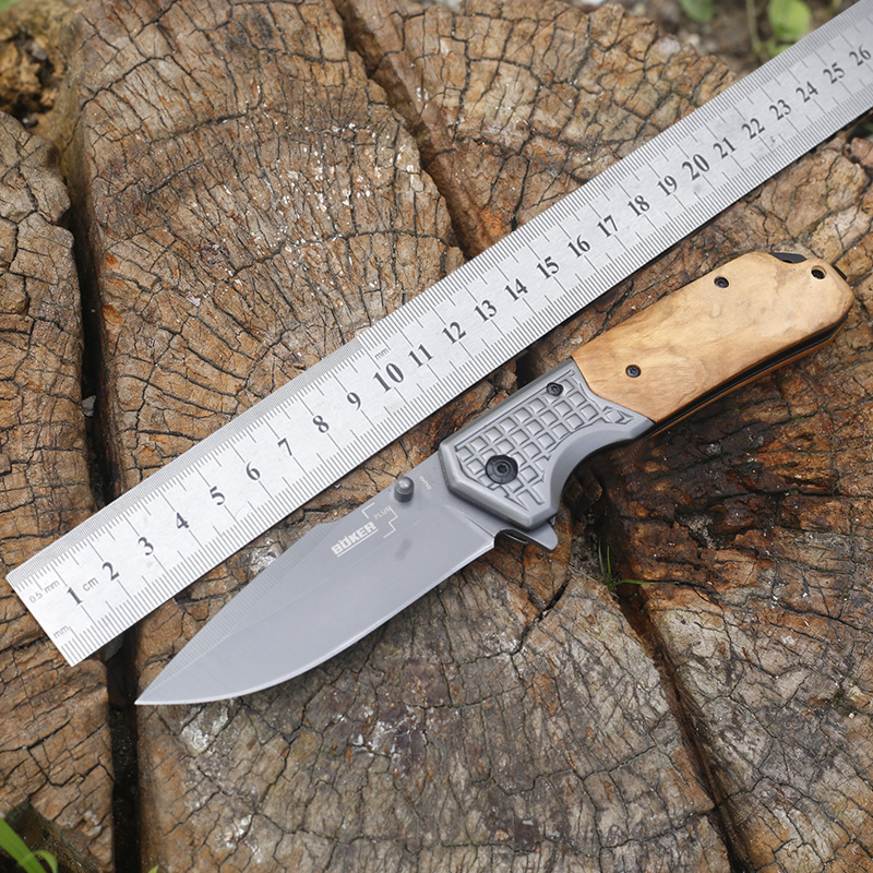 新款镀钛不锈钢户外多功能高硬度折刀野营随身防身折叠刀橄榄木柄
