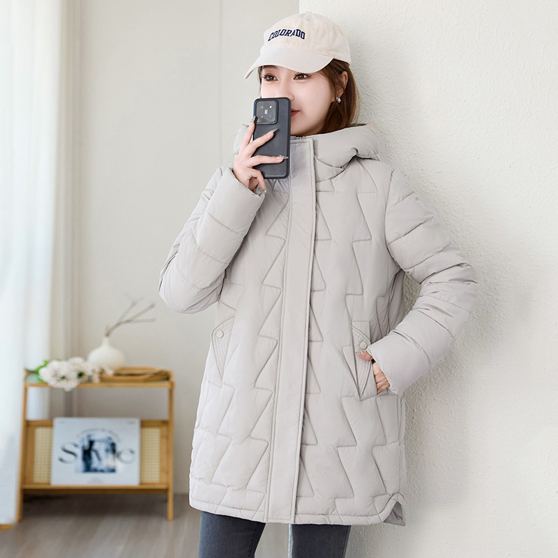 2025 ropa de algodón con capuz de diamante de diseño de invierno femenino de nicho pequeño temperamento de abrigo de algodón fragante image 6