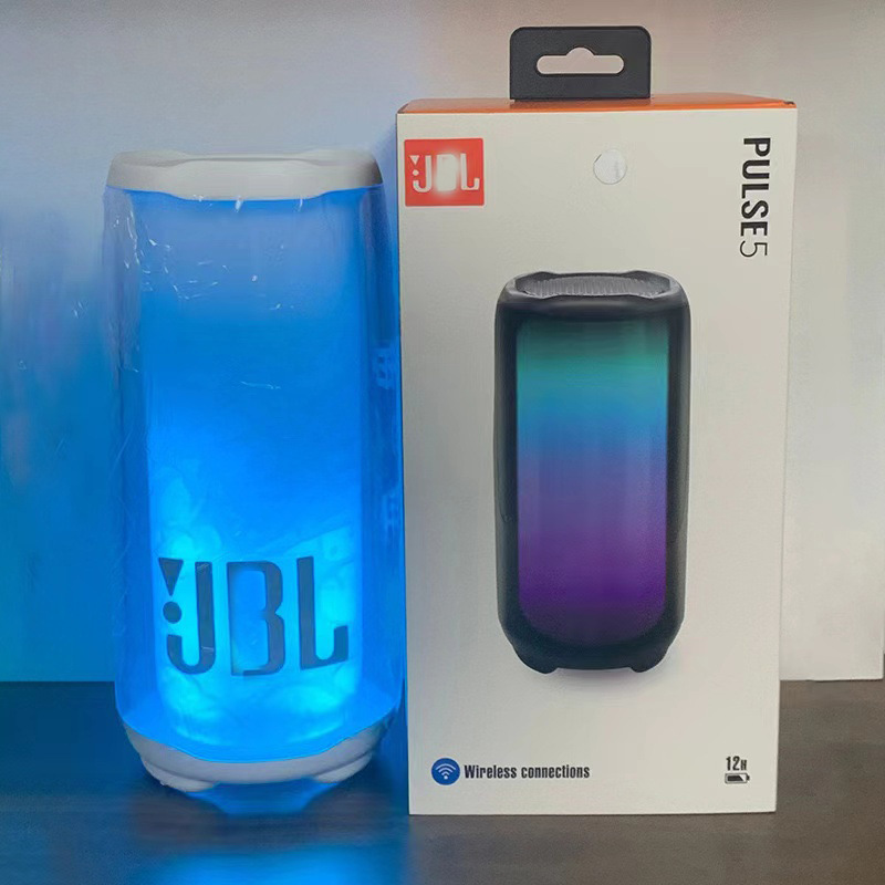 越境してよく売れている新型のpulse 5 bluetoothのスピーカーのサブウーファのデスクトップの脈動の5世代の音楽の全画面のまぶしいカラーランプ|undefined