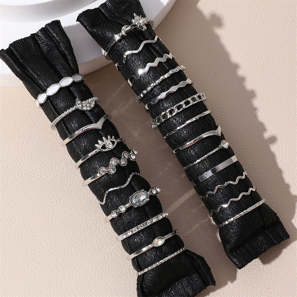 Набор колец 23 предмета, ретро «звезда и луна», цинковый сплав со стразами