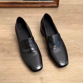 女式时装单鞋;女式皮靴;女式休闲单鞋