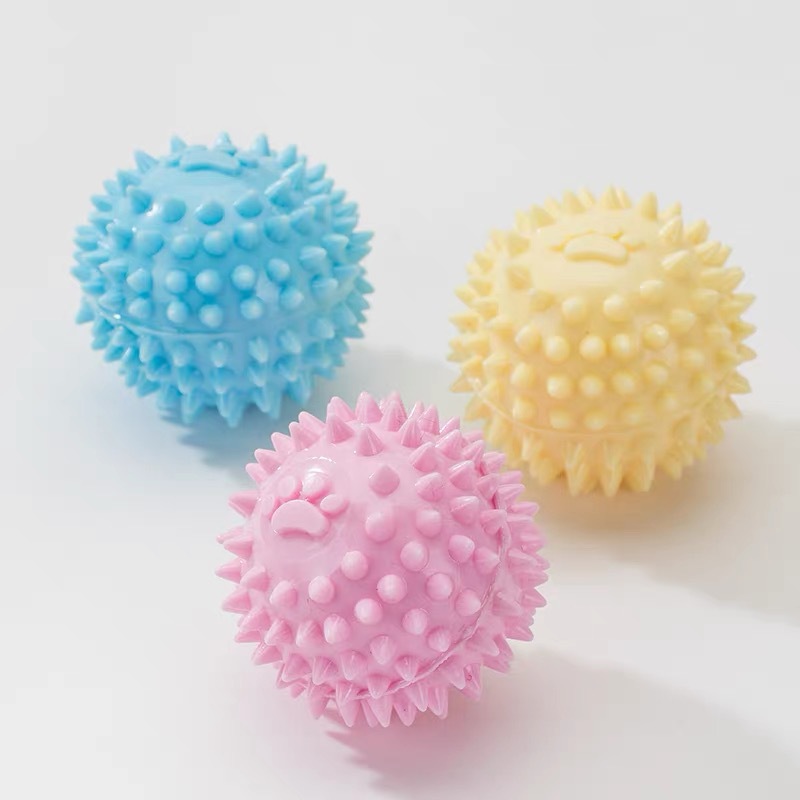 Juguetes para perros TPR macaron bolas de espinada resistentes a la mordida pegamento de dientes Teddy Corky limpiador bolas de espinada para mascotas image 5